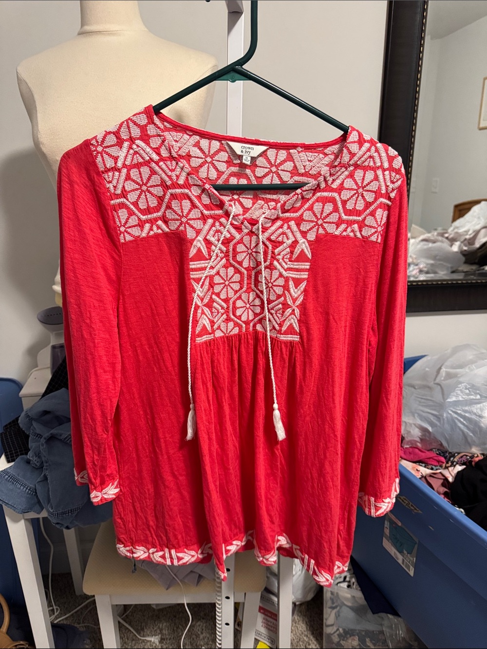 crown & ivy Coral Red Embroidered Peasant Tunic